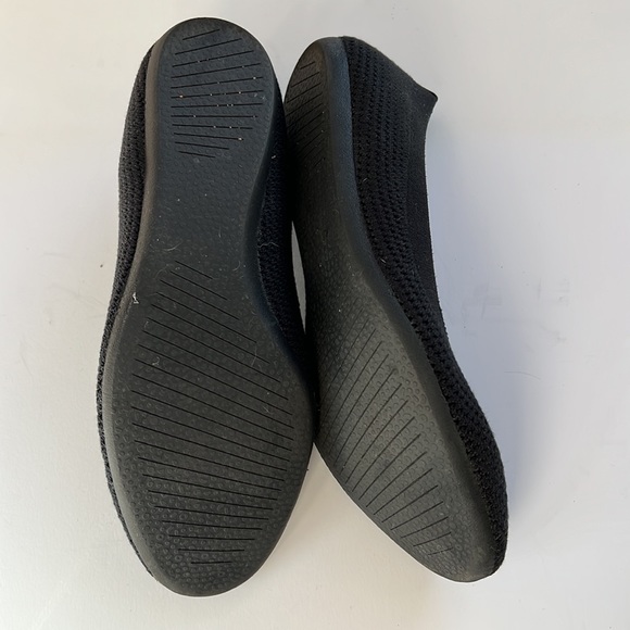 Allbirds Women’s Tree Breezers.  Made with eucalyptus tree fiber.  Size 8.5. - Picture 6 of 6